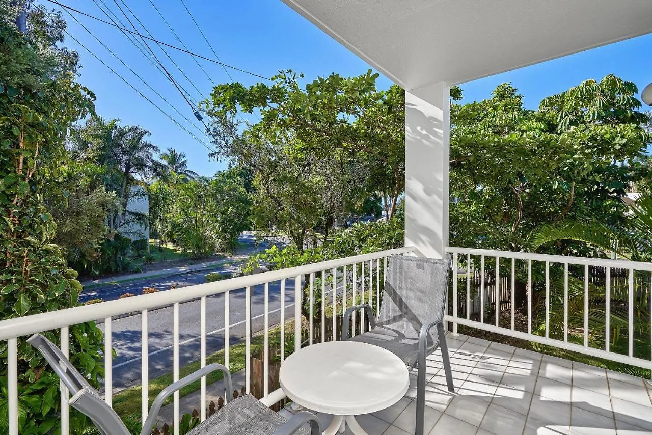 Cocos Holiday Apartments Trinity Beach