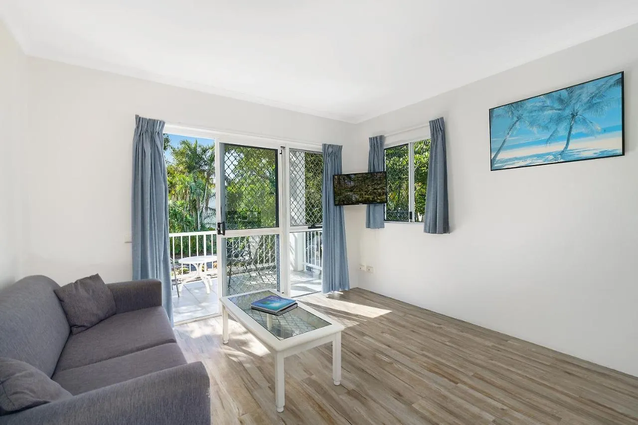 Cocos Holiday Apartments Trinity Beach 0*,  Australia